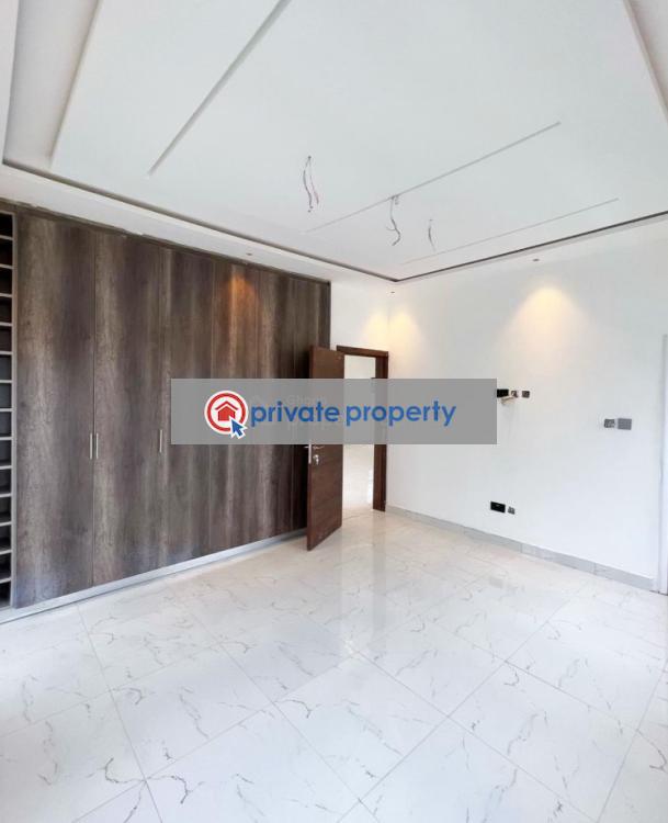 3 bedroom Detached Bungalow For Sale Adenta Municipal Accra - 6