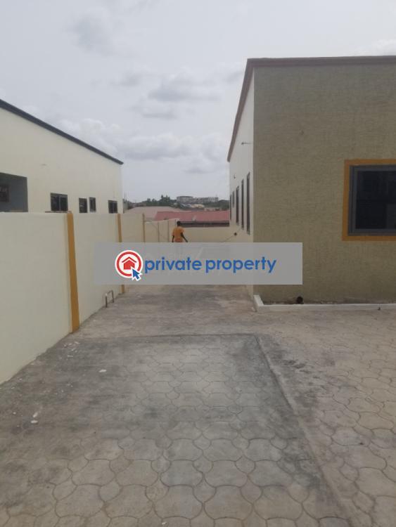 3 bedroom Townhouse For Sale &nbsp;oyarifa Owusu Ansah Road Oyarifa La Nkwantanang Madina Municipal Accra - 2