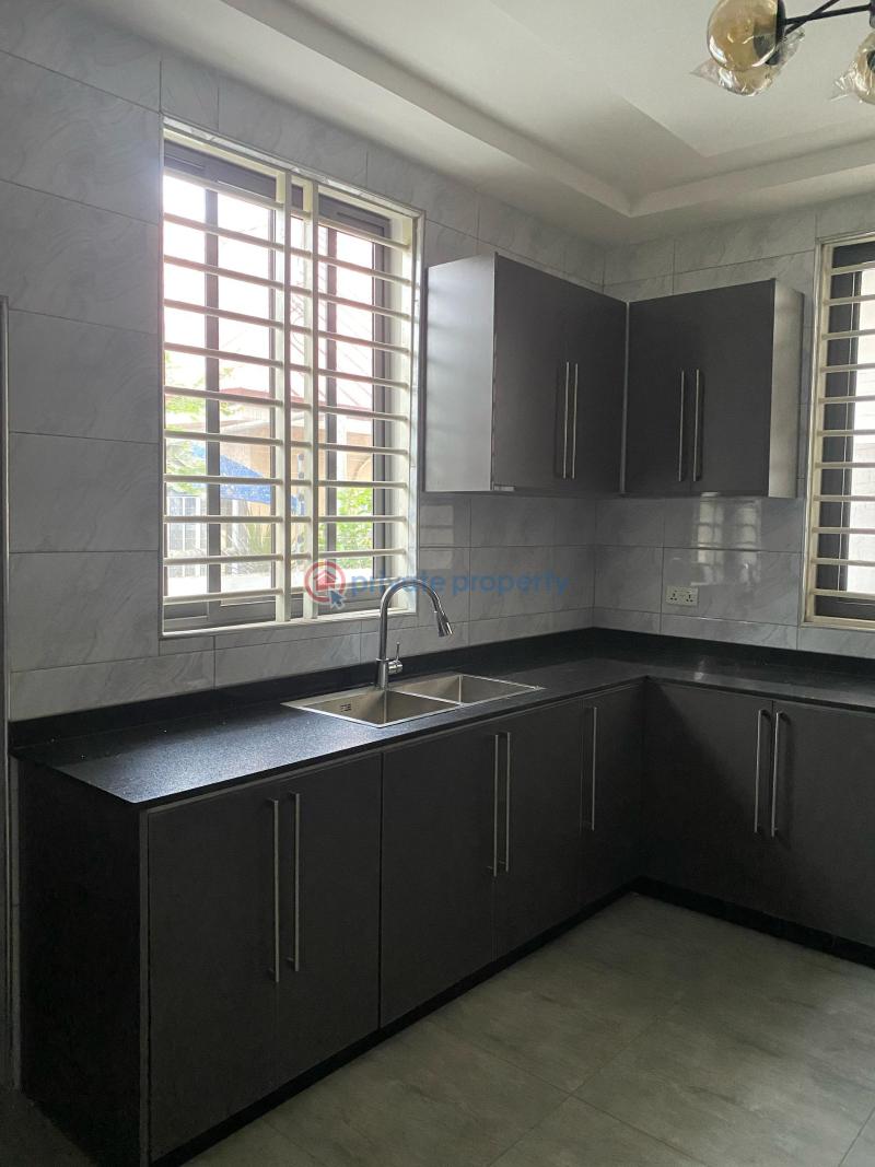 3 bedroom House For Sale Community 17 Spintex Road Accra - 4