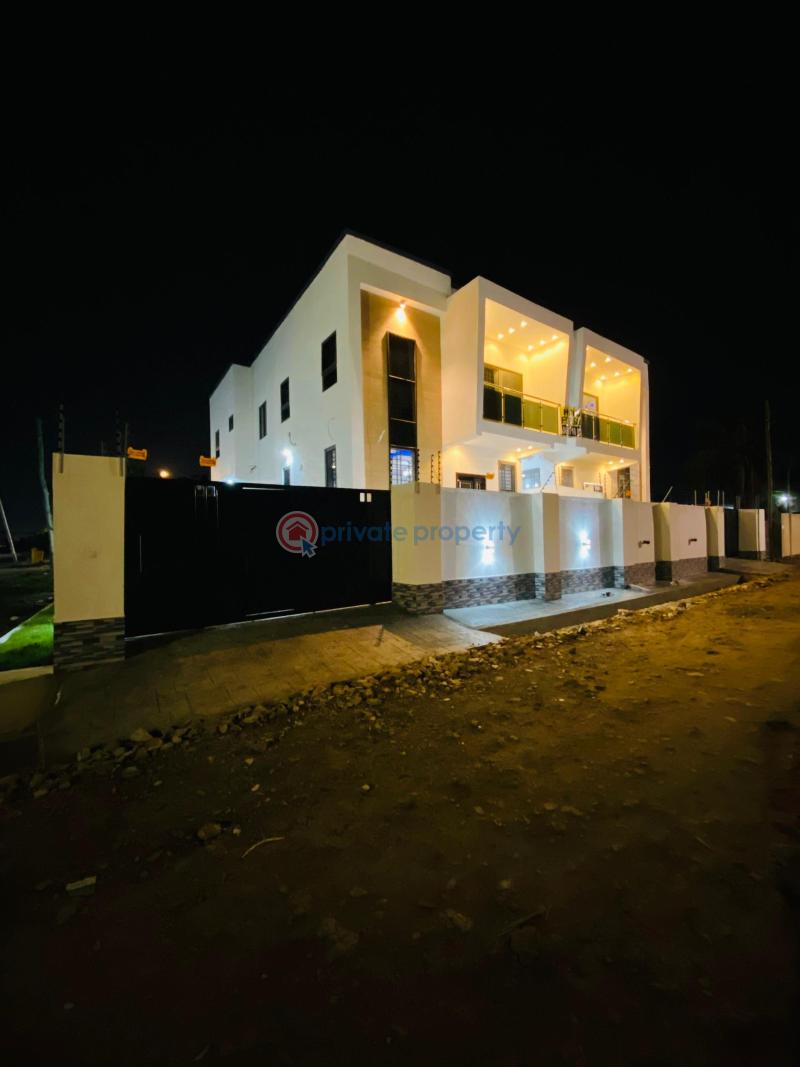 3 bedroom House For Sale Community 17 Spintex Road Accra - 6