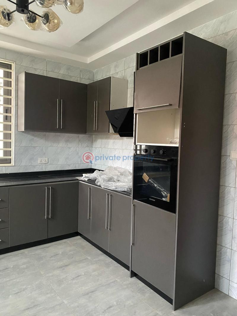 3 bedroom House For Sale Community 17 Spintex Road Accra - 3