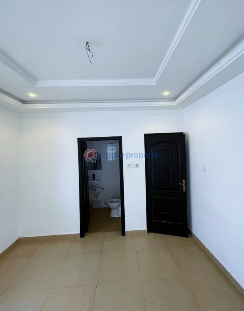 3 bedroom Detached Duplex For Sale Adenta Housing Down Adenta Adenta Municipal Accra - 4