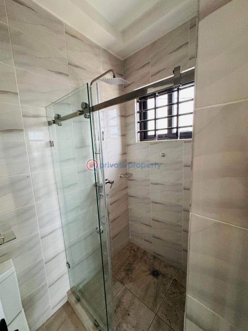 3 bedroom House For Sale Asphalt Road Spintex Road Accra - 5