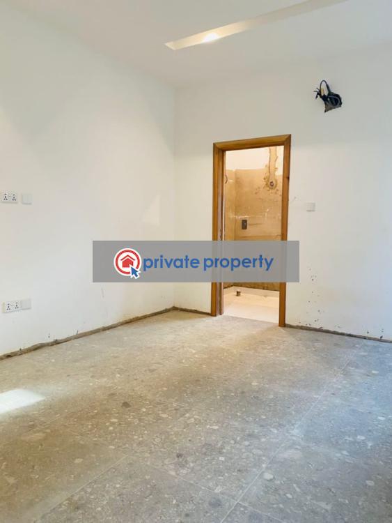 4 bedroom Detached Duplex For Sale &nbsp;oyarifa School Junction La Nkwantanang Madina Municipal Accra - 3