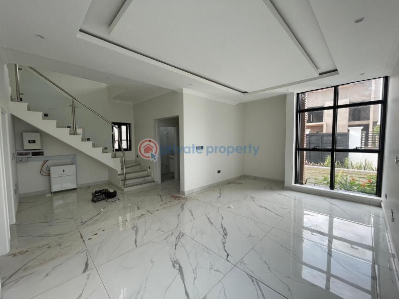 3 bedroom House For Sale East Airport Airport Residential Area Accra - 1