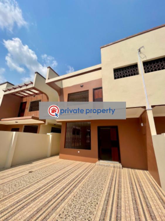 3 bedroom Semi detached Duplex For Sale  oyarifa La Nkwantanang Madina Municipal Accra - 0