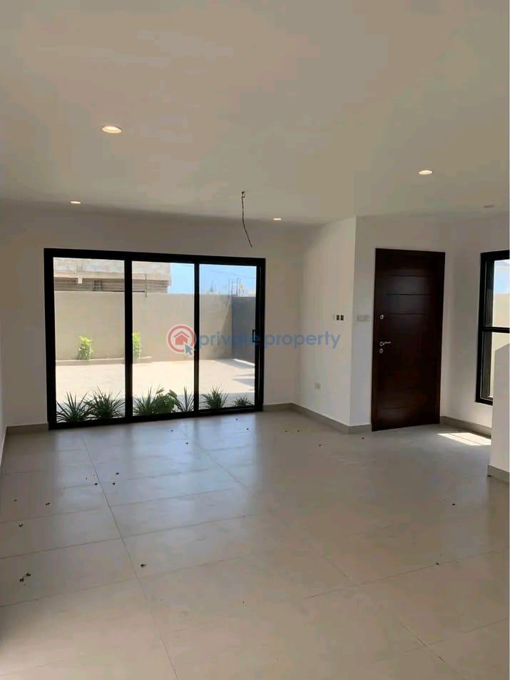 3 bedroom Townhouse For Sale Community 26 Tema Accra - 2