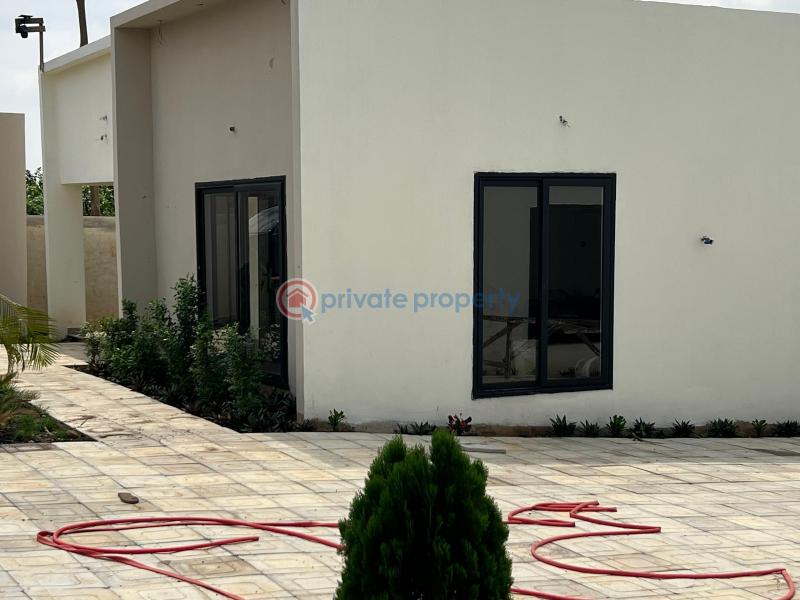 3 bedroom House For Sale Akropong On Abuakwa Road. Kumasi Metropolitan Ashanti - 1