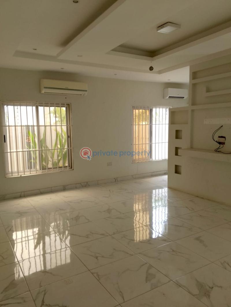 3 bedroom House For Sale Mile 7 Tantra Hill Achimota Ga West Municipal Accra - 3