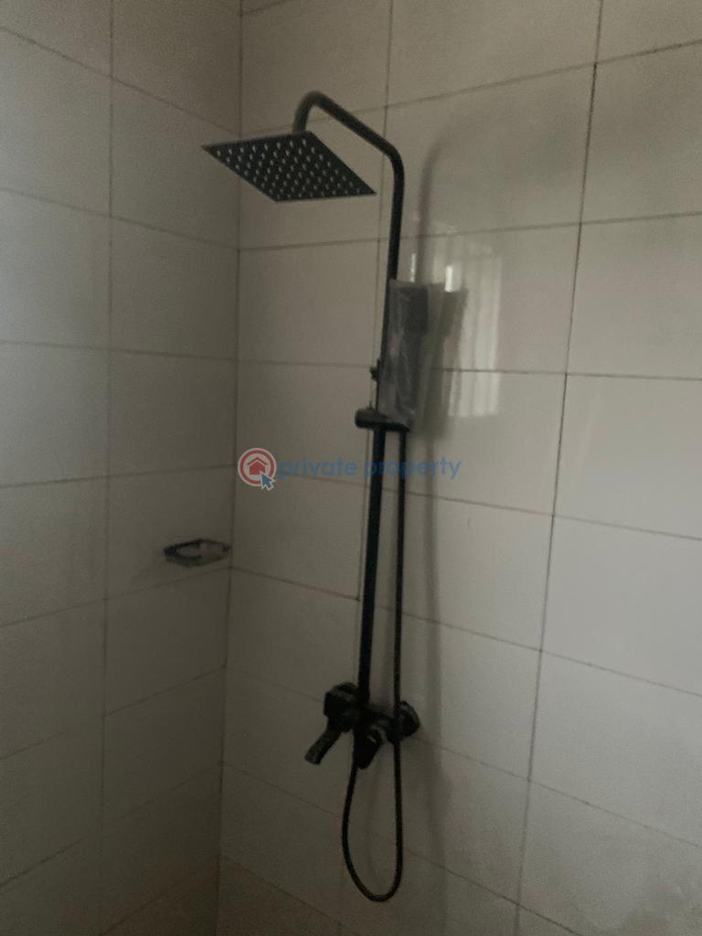 3 bedroom House For Sale New Legon Lakeside Estates. Adenta Municipal Accra - 8