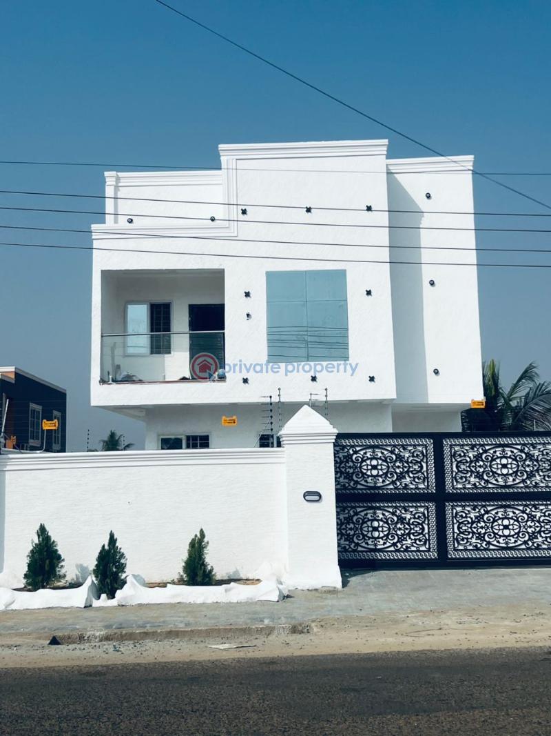 3 bedroom House For Sale Melcom Nanakrom East Legon Accra - 8