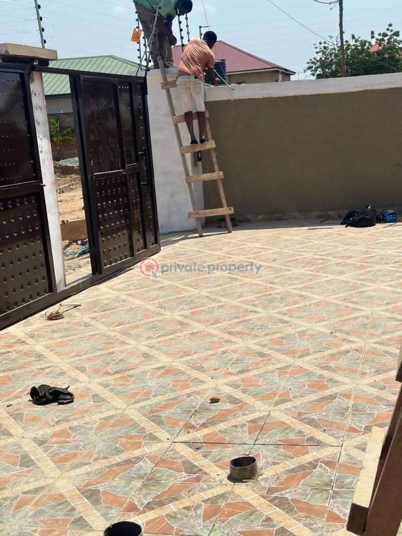 3 bedroom House For Sale Oyarifa La Nkwantanang Madina Municipal Accra - 3