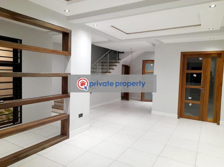4 bedroom House For Sale Achimota Accra - 2