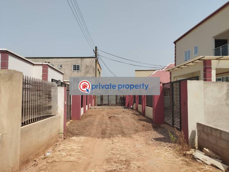 3 bedroom Detached Bungalow For Sale &nbsp;oyarifa Adenta Municipality Accra Metropolitan  - 3