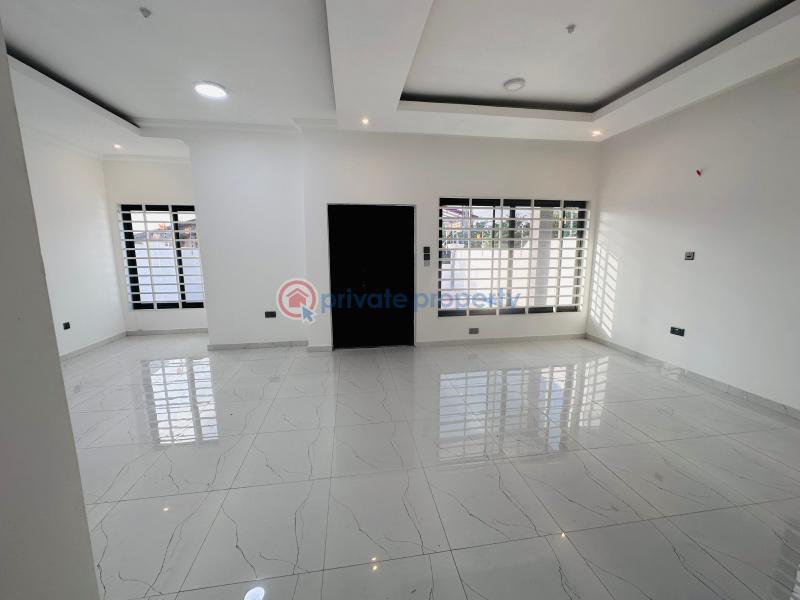 3 bedroom House For Sale Asphalt Road All Out Baatsonaa Spintex Accra - 14