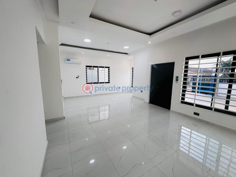 3 bedroom House For Sale Asphalt Road All Out Baatsonaa Spintex Accra - 2