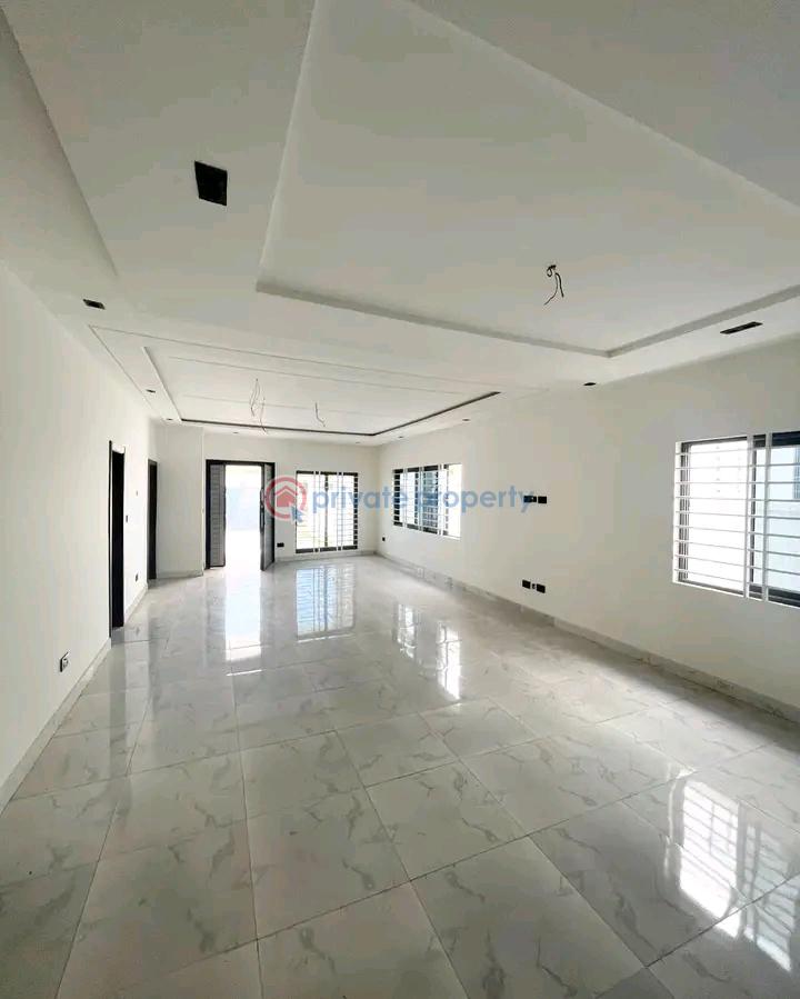 3 bedroom House For Sale Lakeside Estates. Adenta Municipal Accra - 1