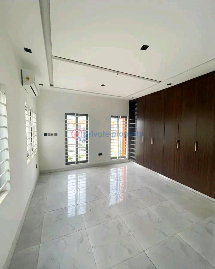 3 bedroom House For Sale Lakeside Estates. Adenta Municipal Accra - 3