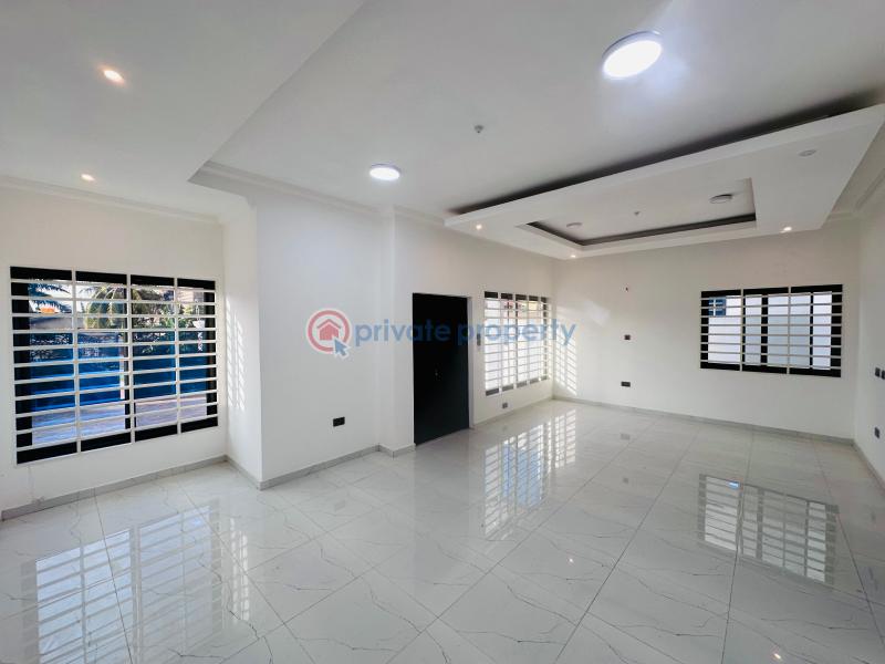 3 bedroom House For Sale Asphalt Road All Out Baatsonaa Spintex Accra - 13