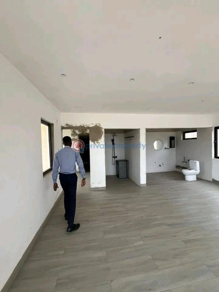 4 bedroom House For Sale Community 25 Tema Accra - 5