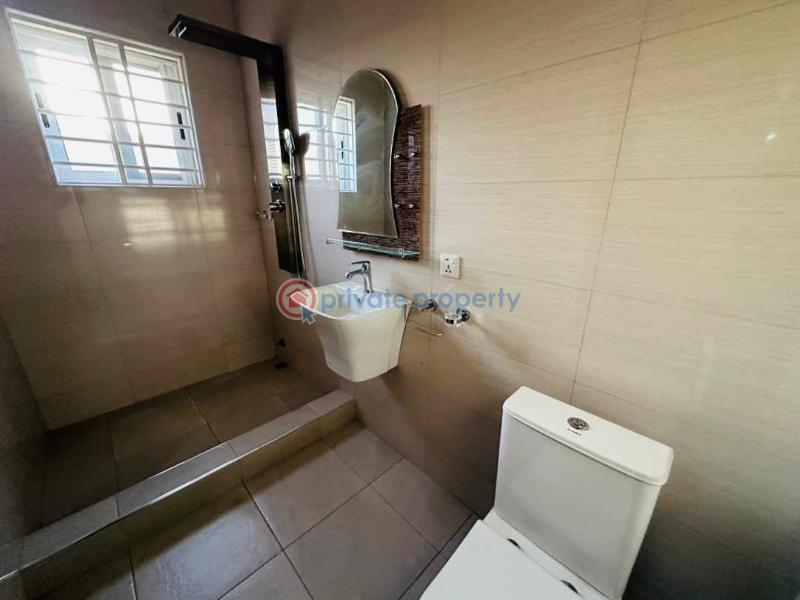 4 bedroom Detached Duplex For Sale Lakeside Estate Community 6 Lakeside Estate Com 6 Adenta Municipal Accra - 11