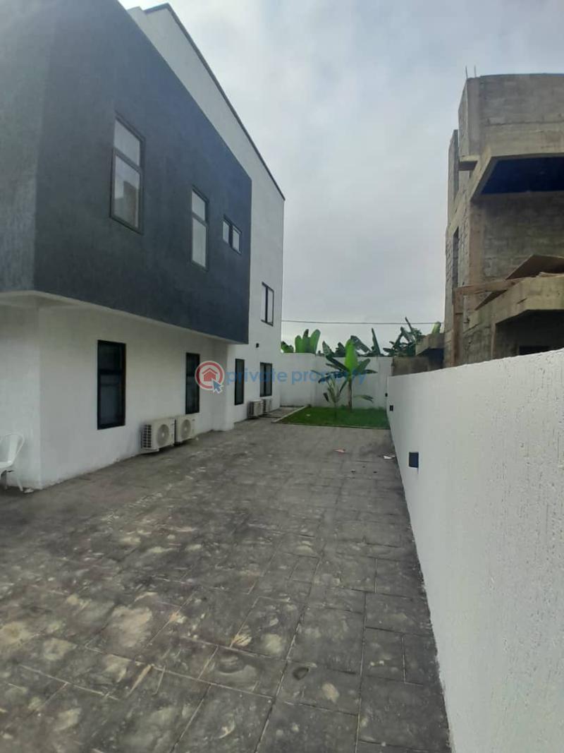 4 bedroom Block of Flats For Sale Haasto, Bohye Ghana Accra Metropolitan  - 8