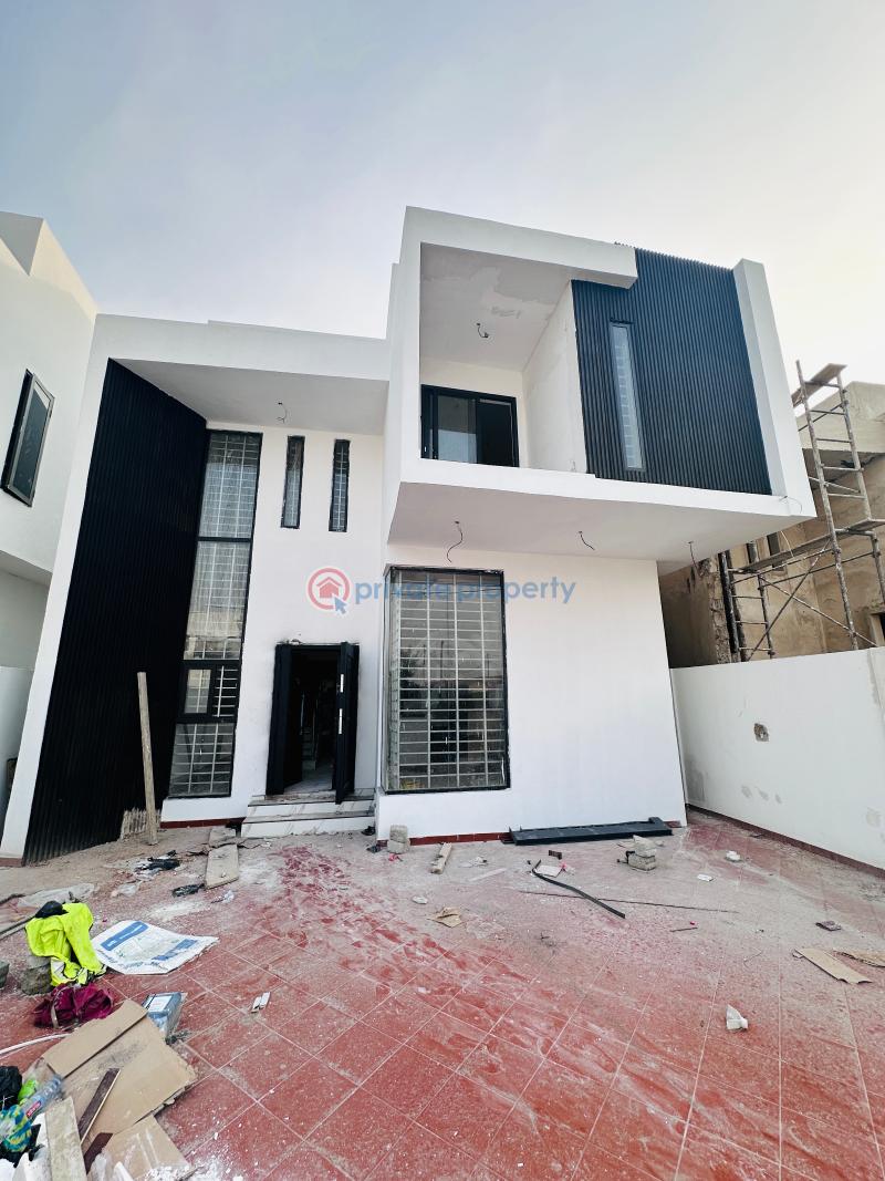 4 bedroom House For Sale Baatsonaa Spintex Accra - 2