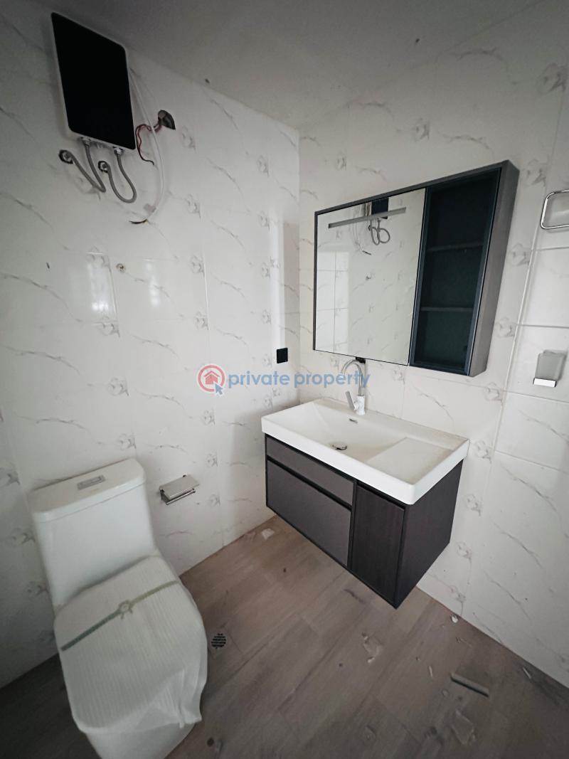 4 bedroom House For Sale Baatsonaa Spintex Accra - 11