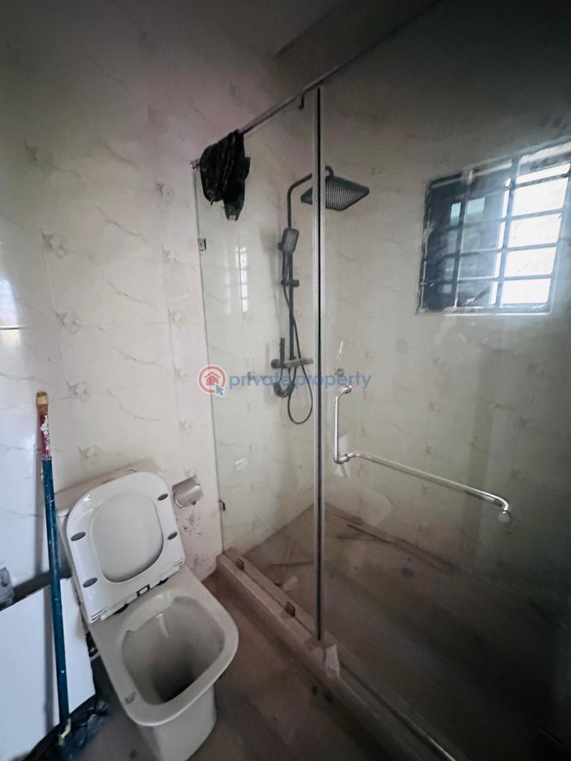4 bedroom House For Sale Baatsonaa Spintex Accra - 16
