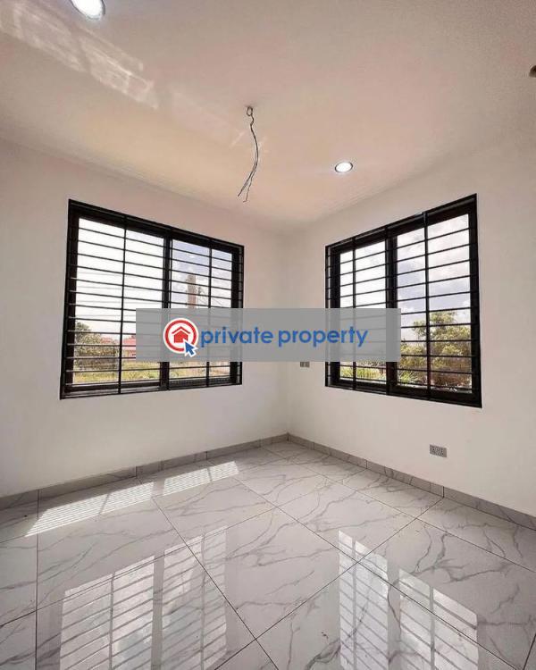 4 bedroom House For Sale Achimota Accra - 7