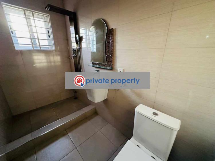 4 bedroom Detached Duplex For Sale &nbsp;lakeside Estate Ashaley Botwe Adenta Municipal Accra - 11