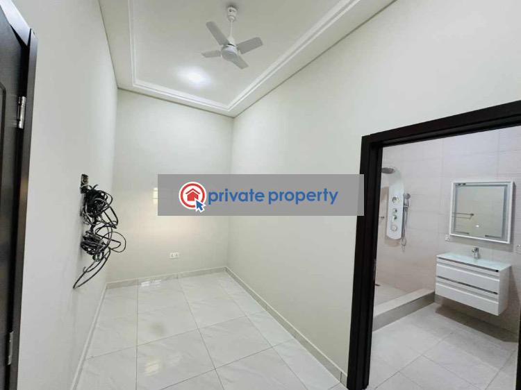 4 bedroom Detached Duplex For Sale &nbsp;lakeside Estate Ashaley Botwe Adenta Municipal Accra - 10