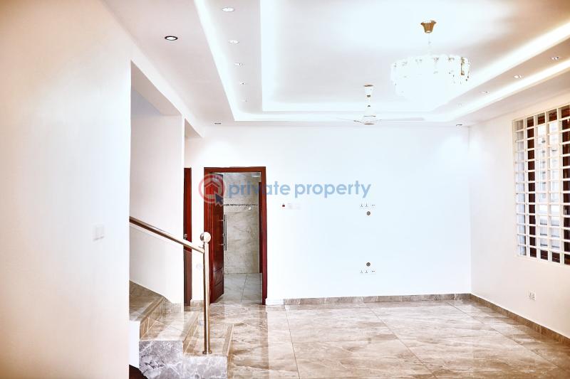 5 bedroom Commercial Property For Sale Pokuase Odumasi Ga East Municipal Accra - 8