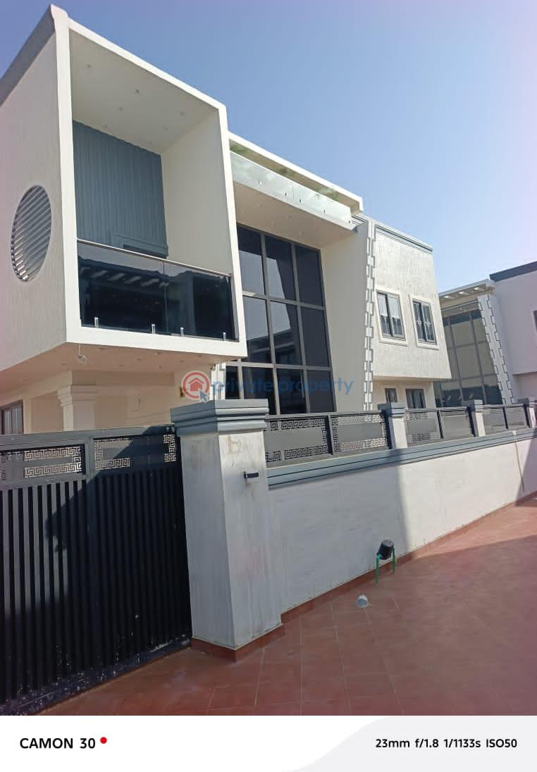 4 bedroom House For Sale Spintex Road Accra - 16