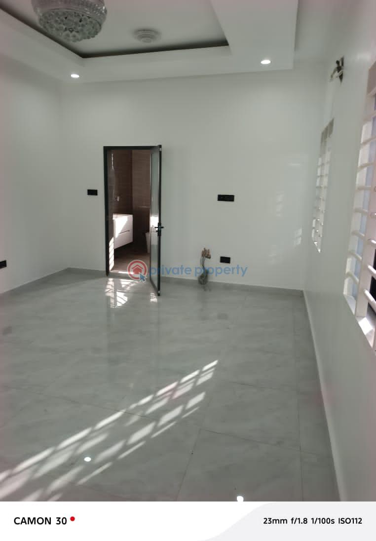 4 bedroom House For Sale Spintex Road Accra - 6