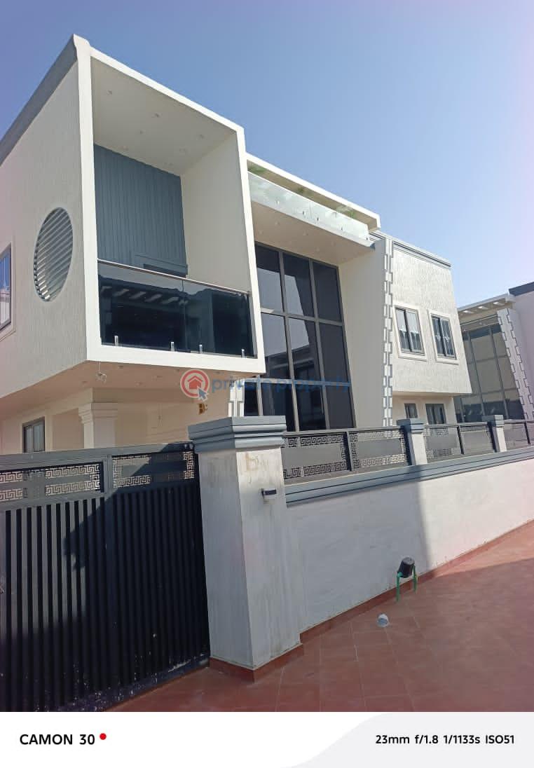 4 bedroom House For Sale Spintex Road Accra - 15
