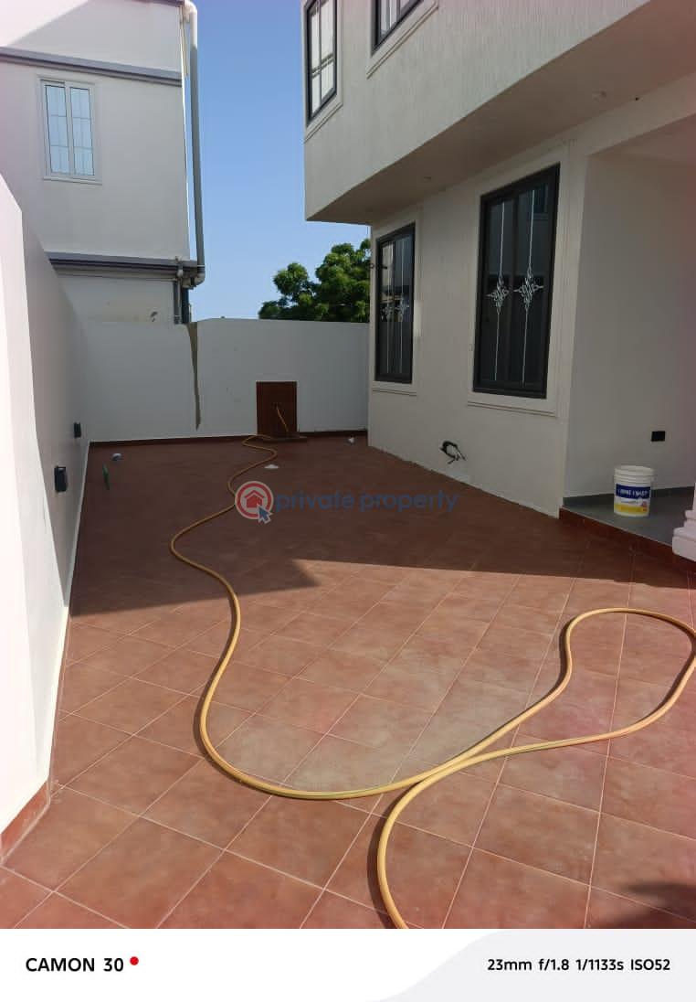 4 bedroom House For Sale Spintex Road Accra - 9