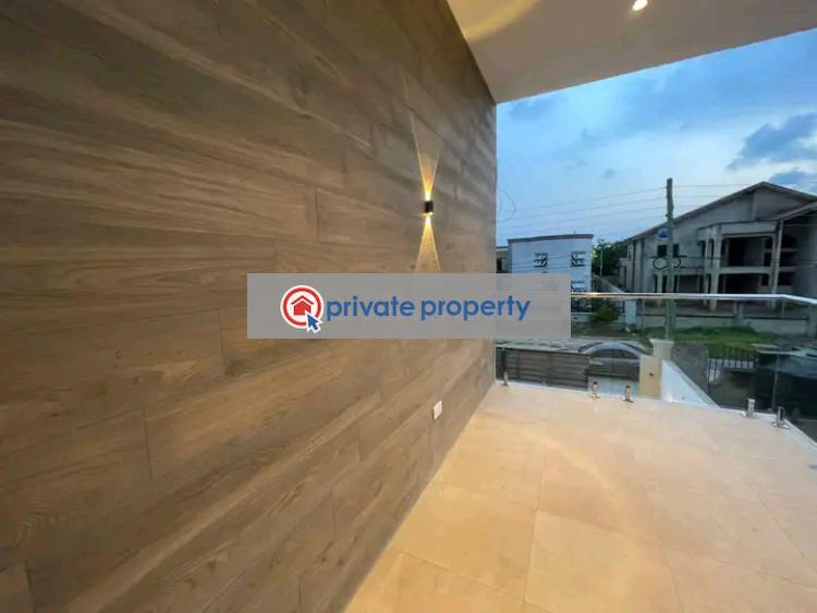4 bedroom House For Sale &nbsp;community 20 Spintex Accra - 9
