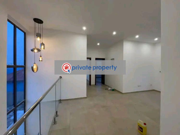 4 bedroom House For Sale &nbsp;community 20 Spintex Accra - 6