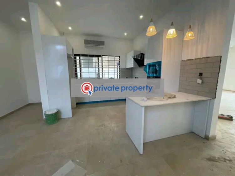 4 bedroom House For Sale &nbsp;community 20 Spintex Accra - 12