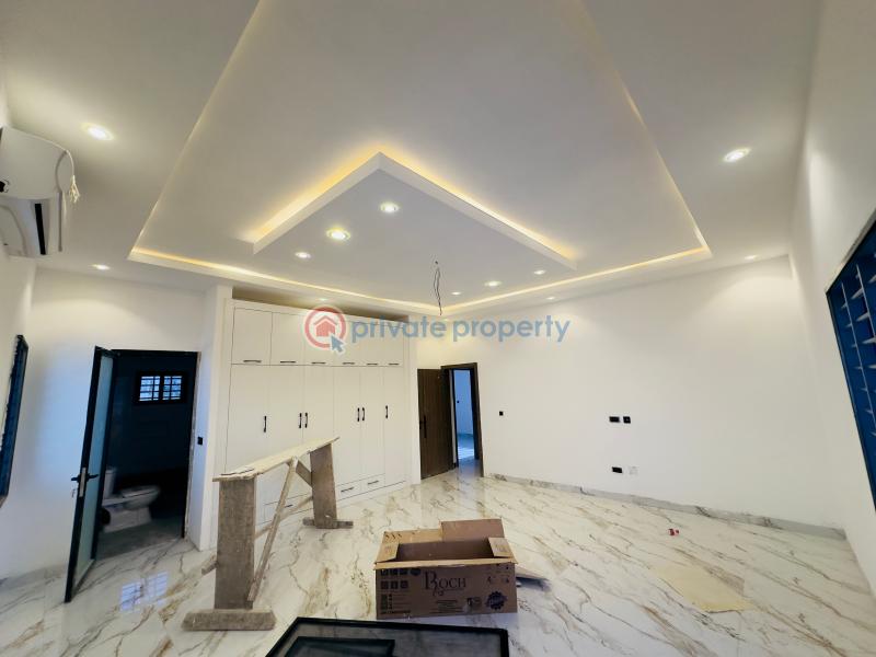 4 bedroom House For Sale Baatsonaa Comm 18 Spintex Accra - 12