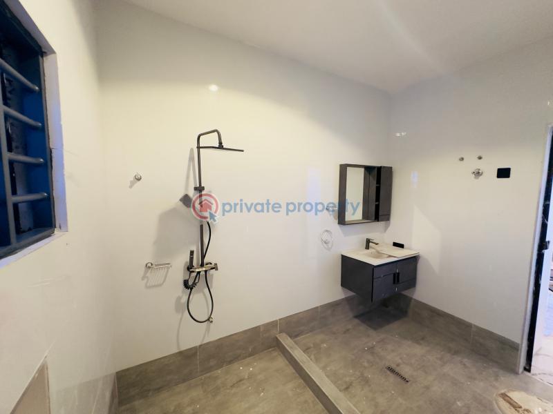 4 bedroom House For Sale Baatsonaa Comm 18 Spintex Accra - 15