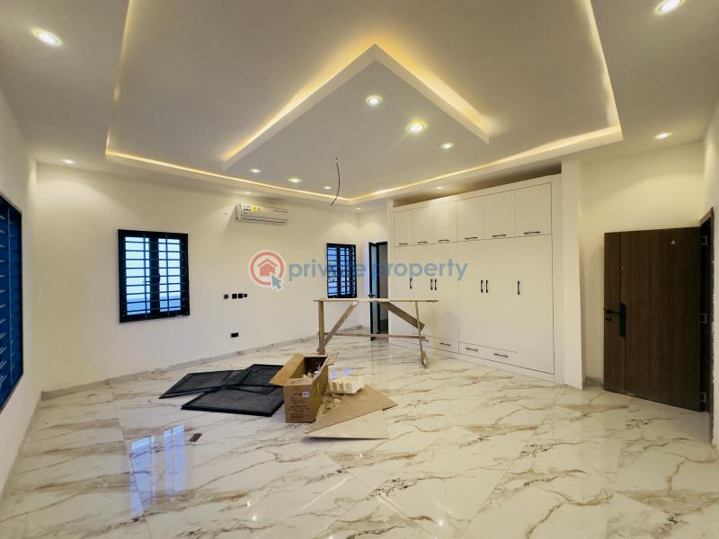 4 bedroom House For Sale Baatsonaa Comm 18 Spintex Accra - 18