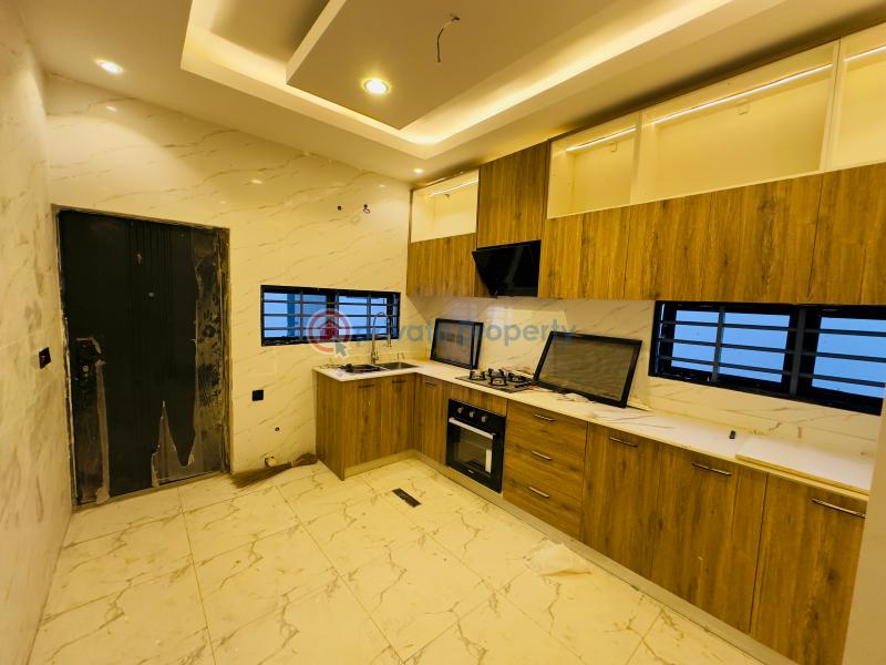 4 bedroom House For Sale Baatsonaa Comm 18 Spintex Accra - 10