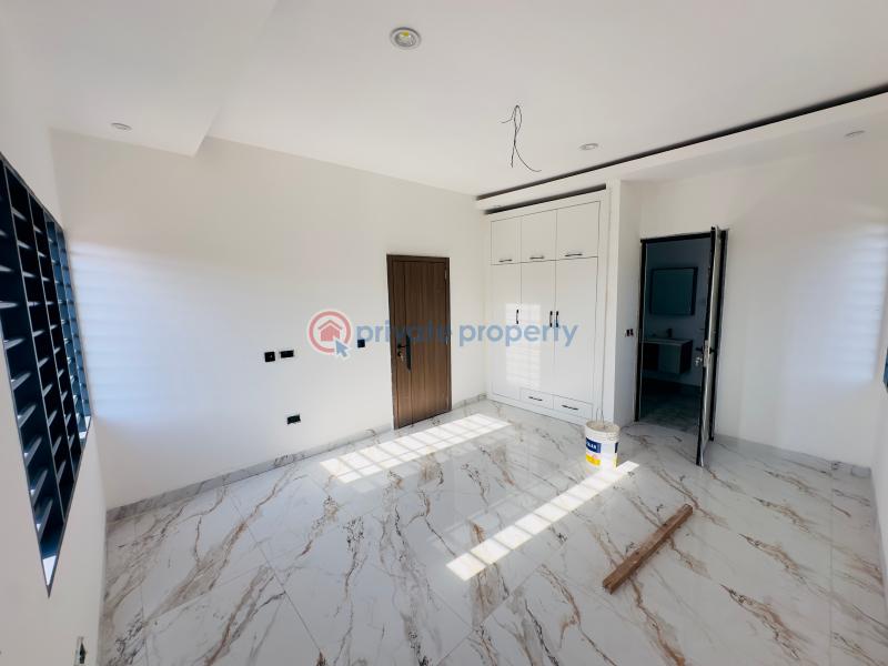 4 bedroom House For Sale Baatsonaa Comm 18 Spintex Accra - 11