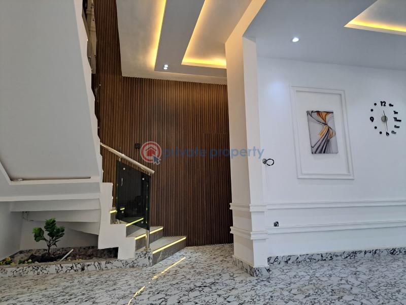 4 bedroom House For Sale Sakumono, Lashibi Community 14, Off Spintex Road,5min Drive From Junction Mall, Close To Sakumono Celebrity Golf Course. Lashibi Accra - 46