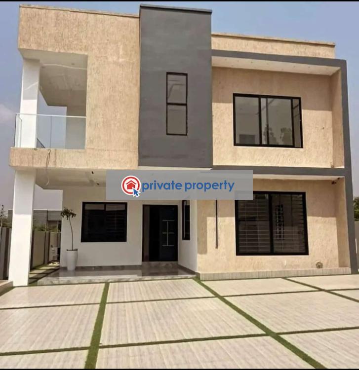 4 bedroom Terraced Duplex For Sale &nbsp;lakeside Estate Community 9 Adenta Municipal Accra - 0