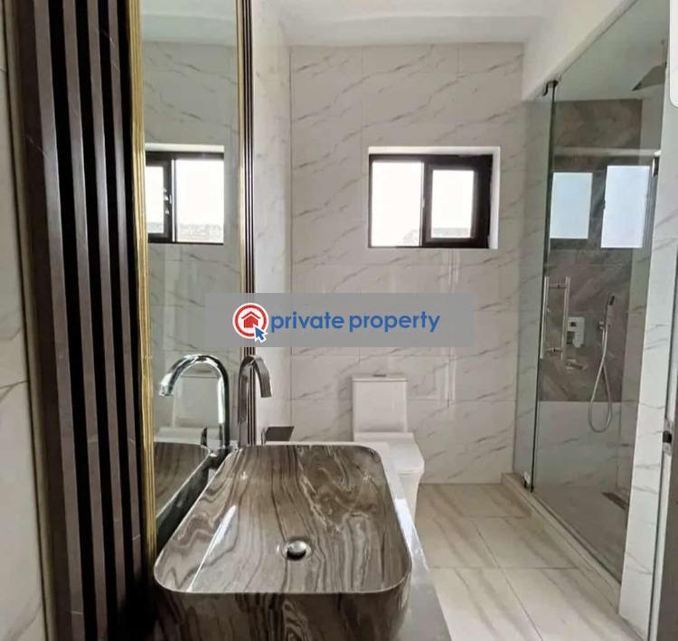 4 bedroom Terraced Duplex For Sale &nbsp;lakeside Estate Community 9 Adenta Municipal Accra - 5
