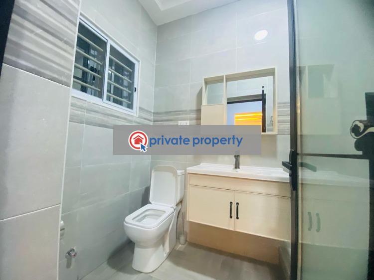 4 bedroom Townhouse For Sale &nbsp;north Legon Near Top Herbal Clinic On Agbogba Road Adenta Municipal Accra - 18