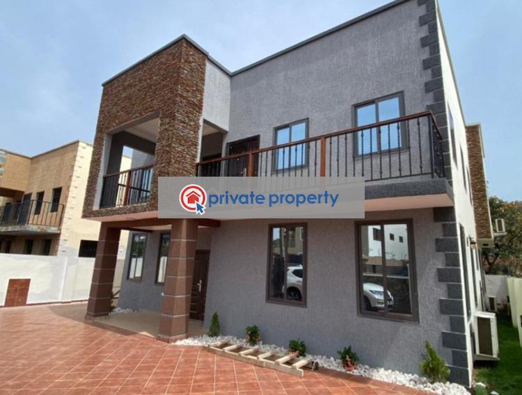 4 bedroom Townhouse For Sale &nbsp;lashibi Near Funeral Home Sakumono Tema Accra - 1
